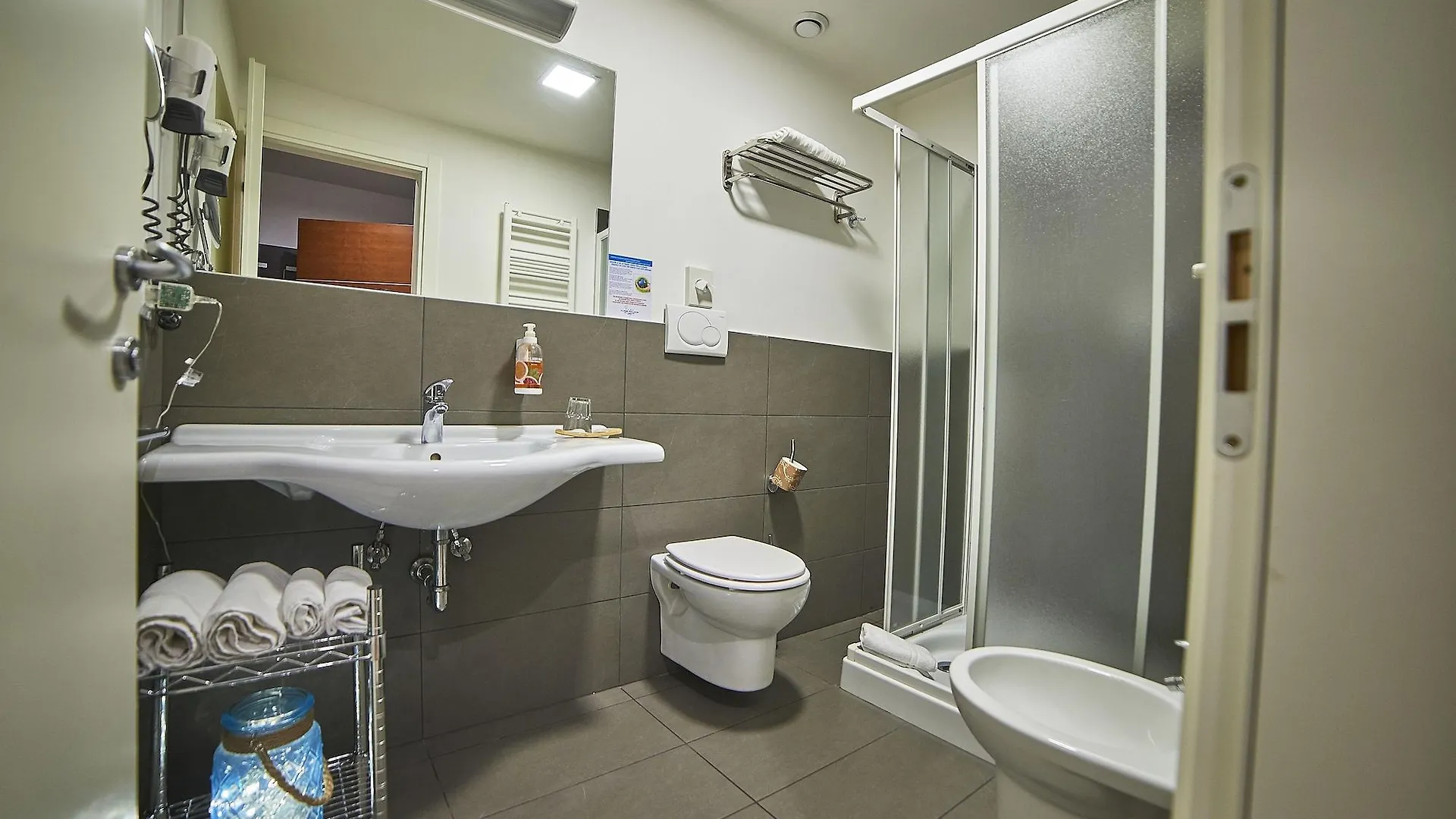 Alisei Palace Hotel Rimini 4*,  Italia