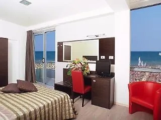 Alisei Palace Hotel Rímini