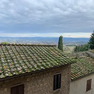 https://leone.it-tuscanyhotel.com